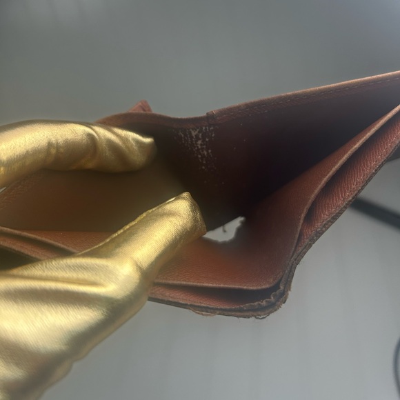 Louis Vuitton Monogram Unisex Multiple Pocket Wallet - Picture 9 of 16